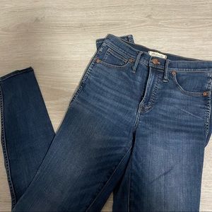 MADEWELL DARK WASH JEANS SIZE 27t